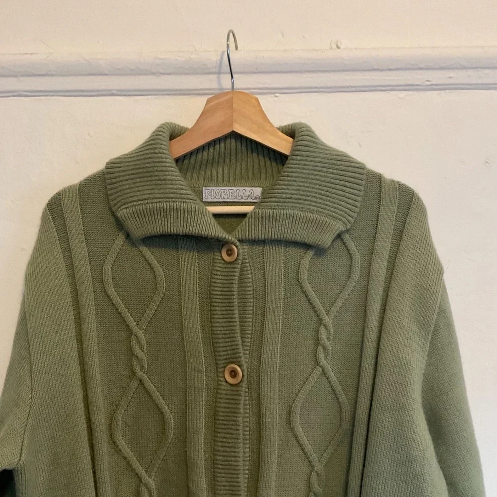 Fiorella Vtg Cardigan Sweater Chunky Cable Knit Pockets Academia Relax Green XL - Picture 2 of 7
